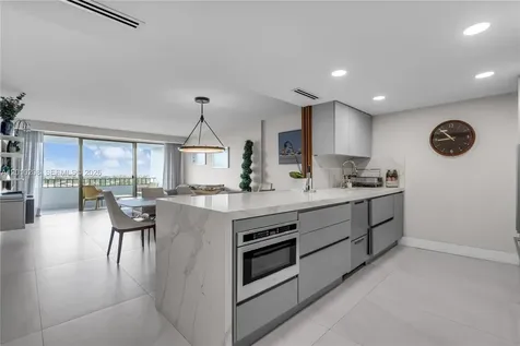 155 Ocean Lane Drive Key Biscayne FL 33149
