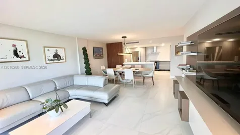 155 Ocean Lane Drive Key Biscayne FL 33149
