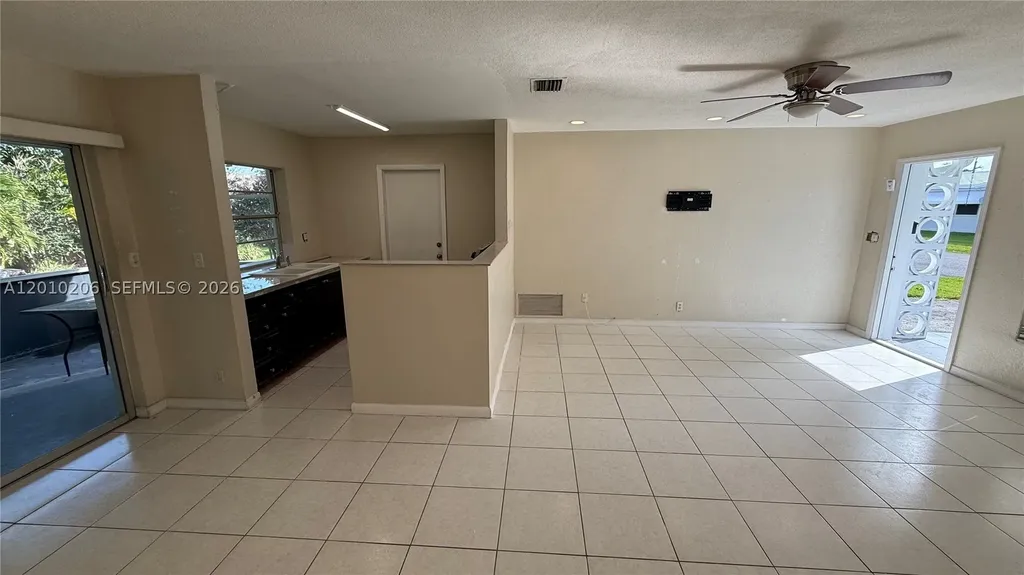 3021 NW 2nd Avenue Pompano Beach FL 33064
