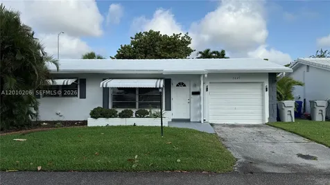 3021 NW 2nd Avenue Pompano Beach FL 33064