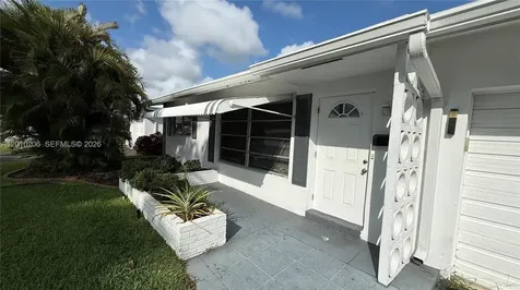 3021 NW 2nd Avenue Pompano Beach FL 33064