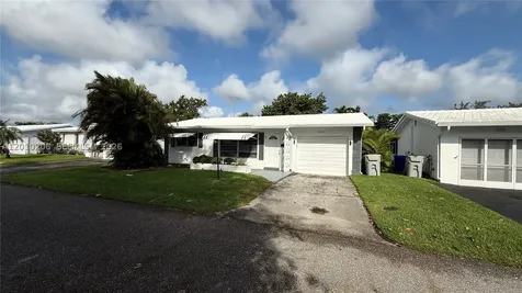 3021 NW 2nd Avenue Pompano Beach FL 33064