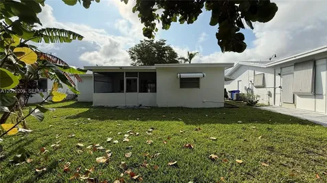 3021 NW 2nd Avenue Pompano Beach FL 33064