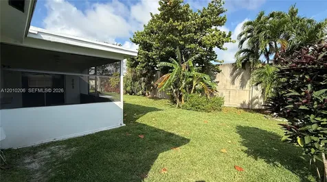 3021 NW 2nd Avenue Pompano Beach FL 33064