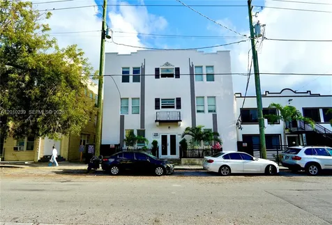 1142 SW 4th Street Miami FL 33130