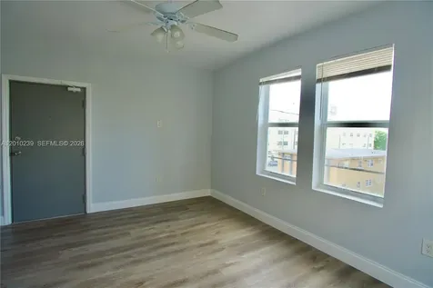 1142 SW 4th Street Miami FL 33130