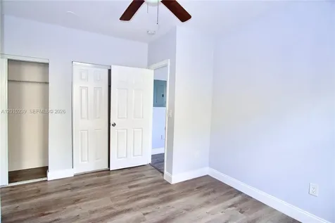1142 SW 4th Street Miami FL 33130