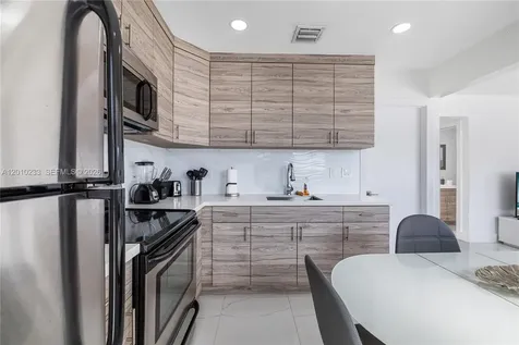 301 NW 34th Street Miami FL 33127