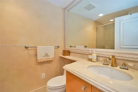 17875 Collins Avenue Sunny Isles Beach FL 33160