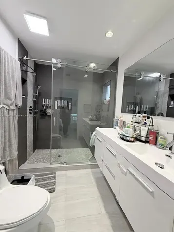 7560 NW 173rd Lane Hialeah FL 33015