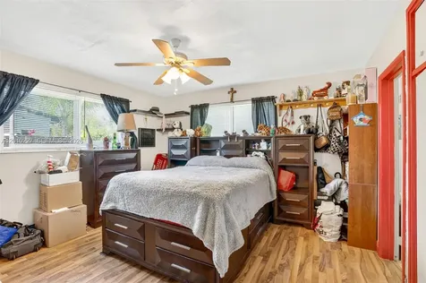 9430 Easter Road Cutler Bay FL 33157