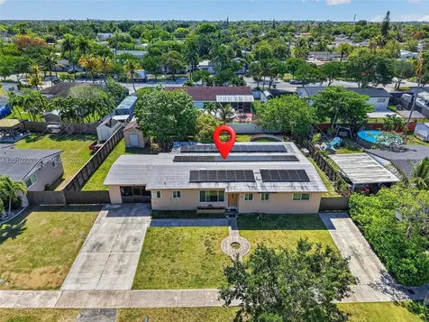 9430 Easter Road Cutler Bay FL 33157