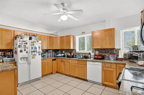 9430 Easter Road Cutler Bay FL 33157