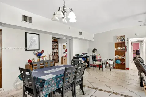 9430 Easter Road Cutler Bay FL 33157