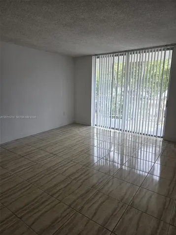 496 NW 165th Street Road Miami FL 33169