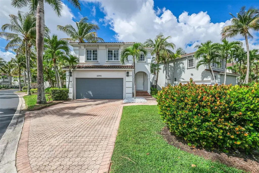 20990 NE 30th Place Aventura FL 33180