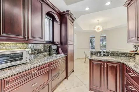 20990 NE 30th Place Aventura FL 33180
