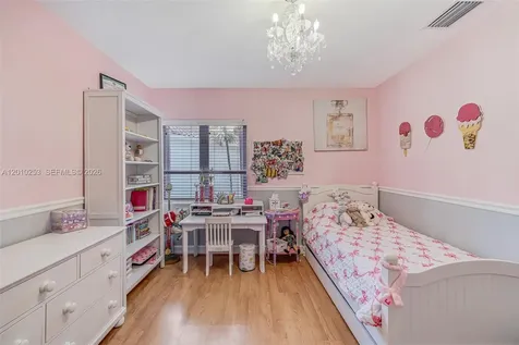 20990 NE 30th Place Aventura FL 33180