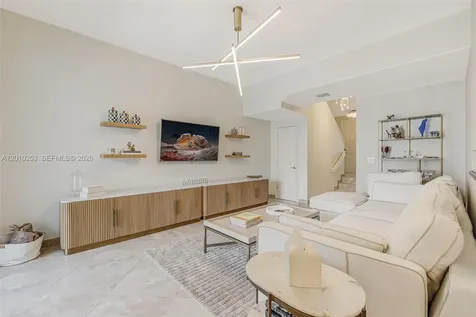 20990 NE 30th Place Aventura FL 33180