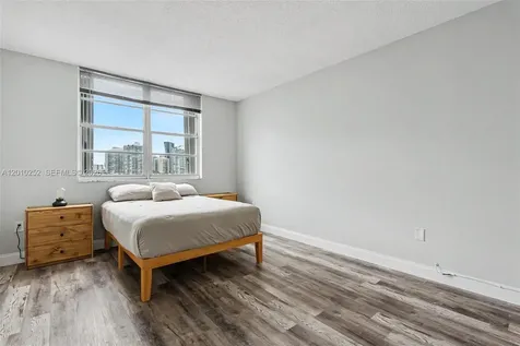 500 Bayview Drive Sunny Isles Beach FL 33160