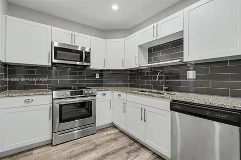 500 Bayview Drive Sunny Isles Beach FL 33160