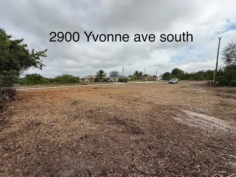 2900 S Yvonne Lehigh Acres FL 33976