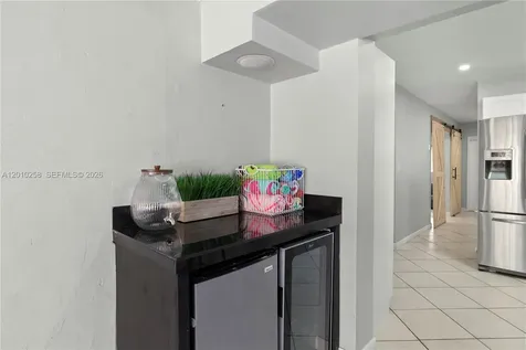3024 NE 2nd Terrace Wilton Manors FL 33334