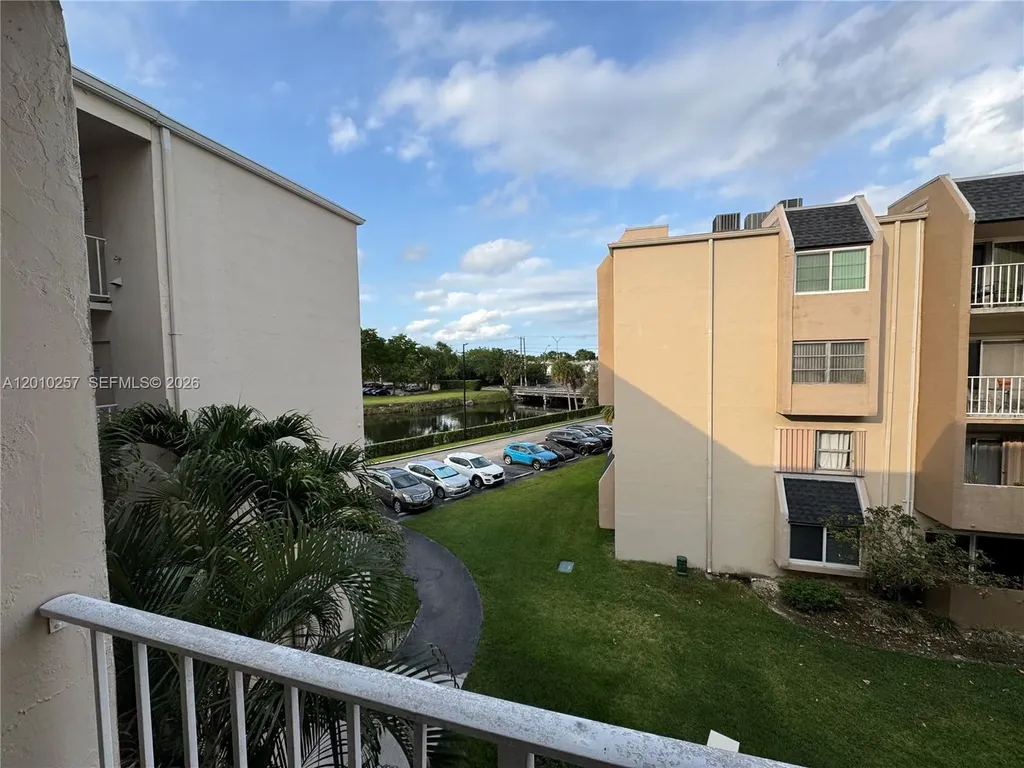 7725 SW 86th Street Miami FL 33143