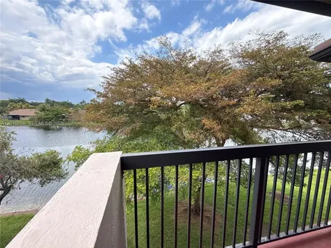 9979 Nob Hill Lane Sunrise FL 33351