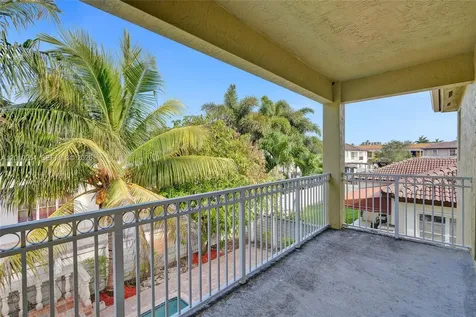 17951 NW 91st Court Hialeah FL 33018