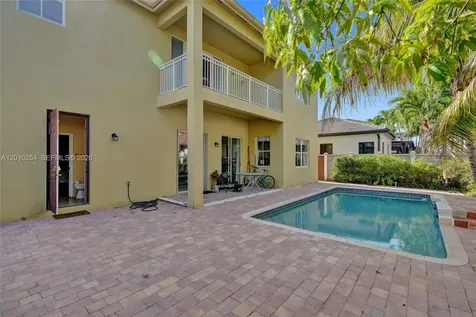 17951 NW 91st Court Hialeah FL 33018