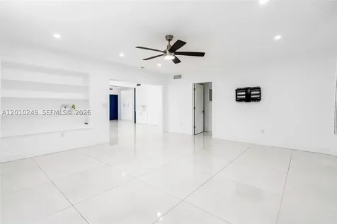 7800 SW 57th Court South Miami FL 33143