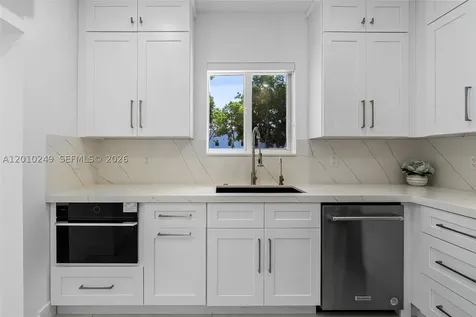 7800 SW 57th Court South Miami FL 33143
