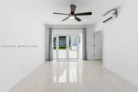 7800 SW 57th Court South Miami FL 33143