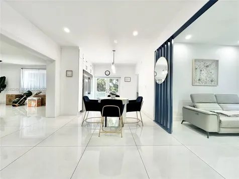 7800 SW 57th Court South Miami FL 33143