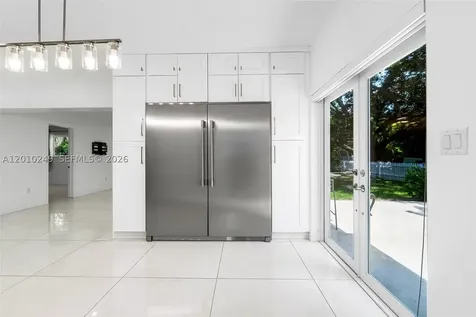 7800 SW 57th Court South Miami FL 33143
