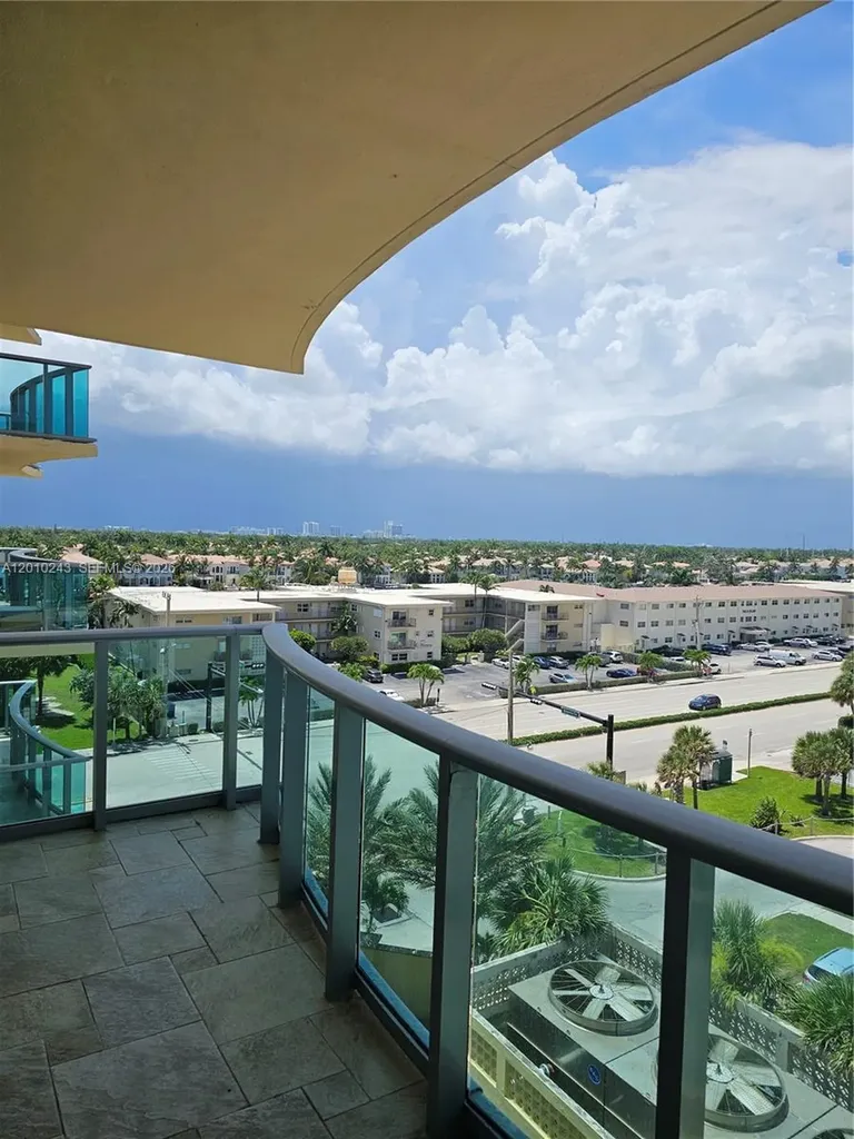 2501 S Ocean Drive Hollywood FL 33019
