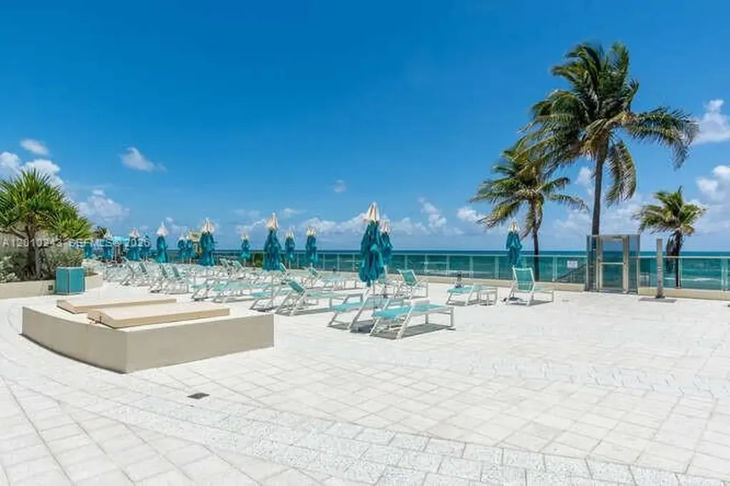 2501 S Ocean Drive Hollywood FL 33019