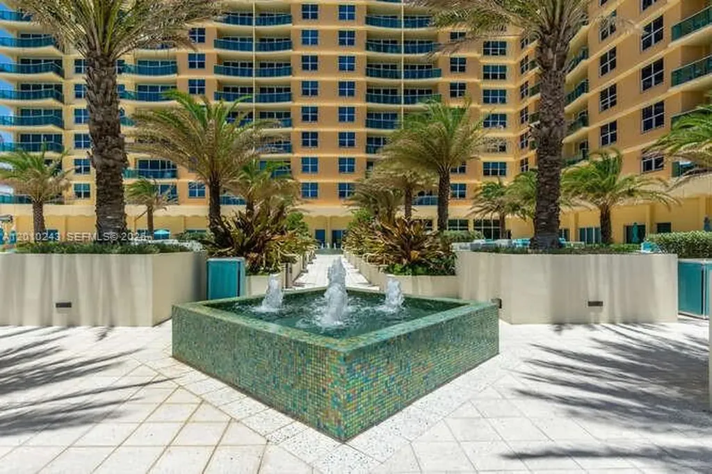 2501 S Ocean Drive Hollywood FL 33019