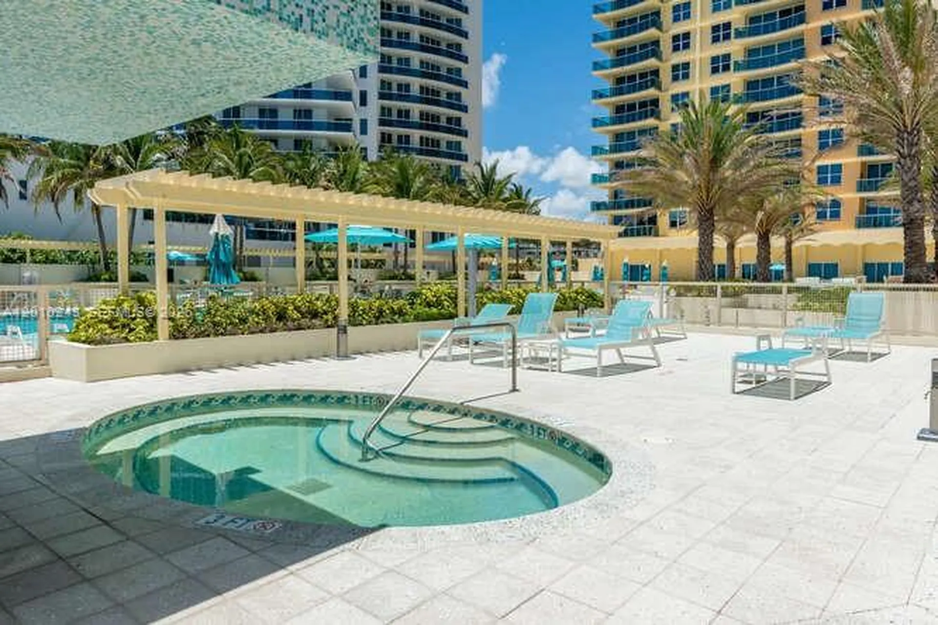 2501 S Ocean Drive Hollywood FL 33019