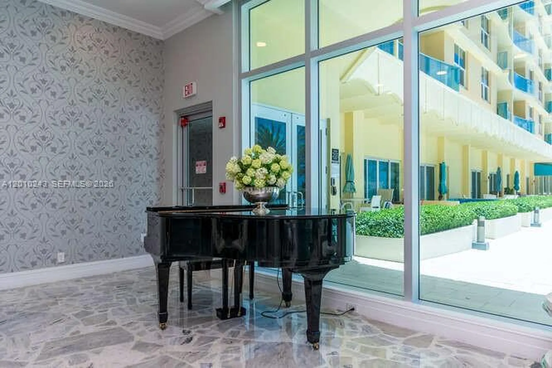 2501 S Ocean Drive Hollywood FL 33019