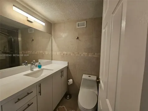 2501 S Ocean Drive Hollywood FL 33019