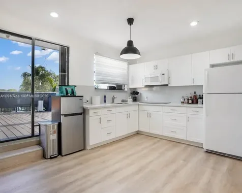 5629 SW 7th Street Miami FL 33134