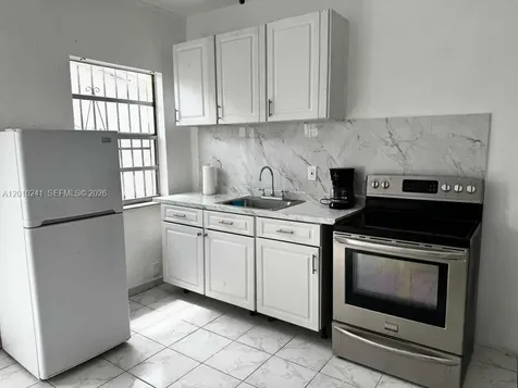 5629 SW 7th Street Miami FL 33134