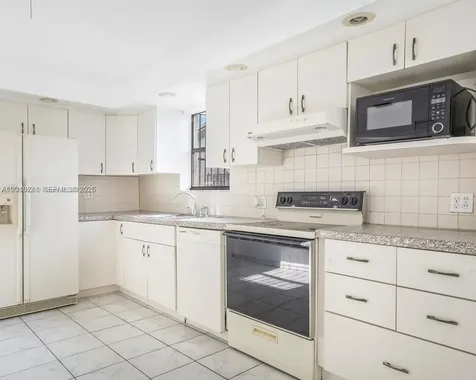 5629 SW 7th Street Miami FL 33134