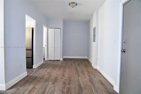 1142 SW 4th Street Miami FL 33130
