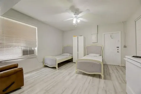 7454 NW 48th Place Lauderhill FL 33319
