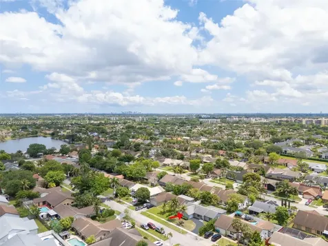 7454 NW 48th Place Lauderhill FL 33319