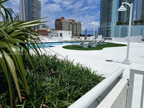 275 NE 18th Street Miami FL 33132