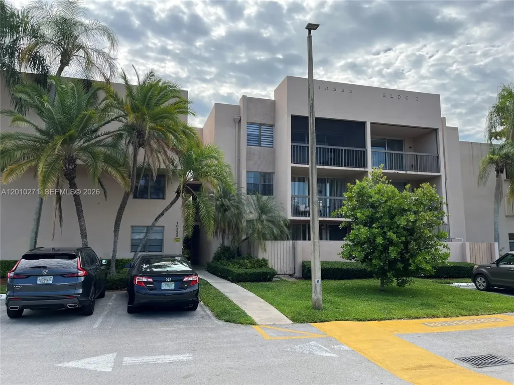 10525 SW 112th Avenue Miami FL 33176